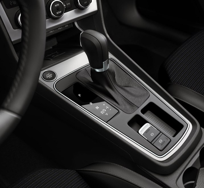 SEAT Leon Estate - Start/Stop engine button
